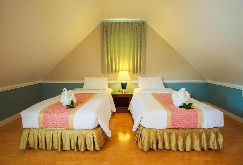 اتاق خانوادگی, Brookside Valley Resort