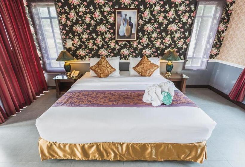سوئیت با تخت بزرگ, Brookside Valley Resort