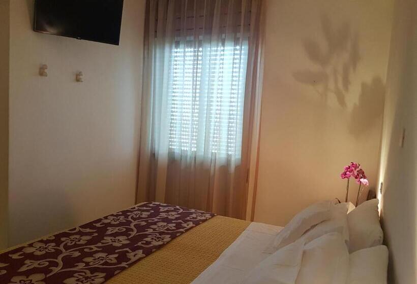 غرفة قياسية, Albergo Smeraldo