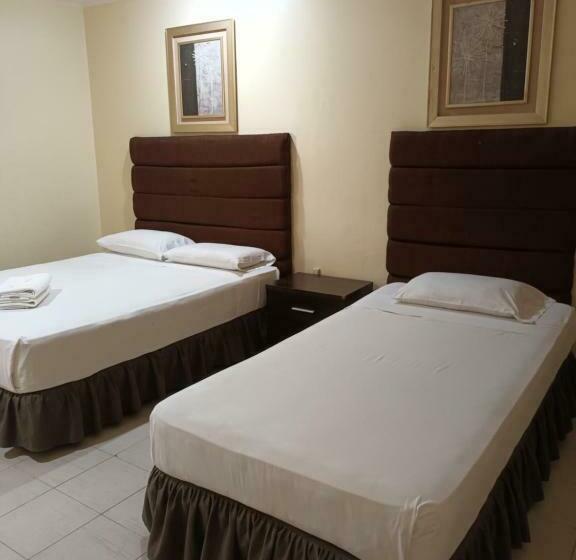 Номер Deluxe, Mactan Pension House