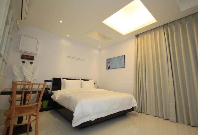 اتاق لوکس, Hound Hotel Changwon Terminal