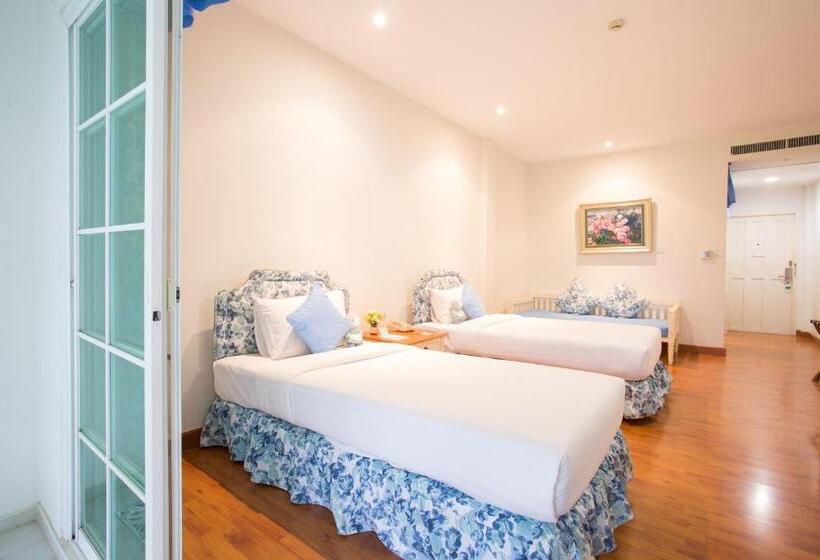 Номер Superior, Kensington English Garden Resort Khaoyai