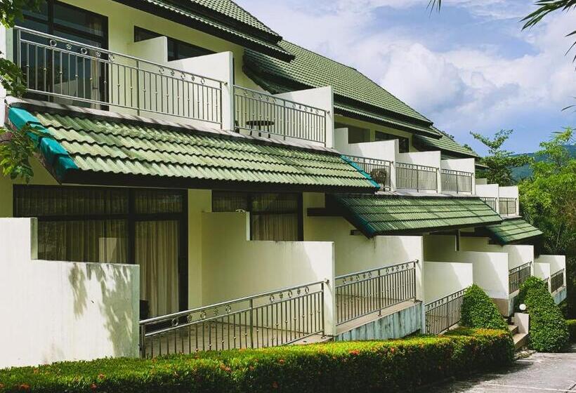テラス付きスタンダードルーム, Golden Hill Resort