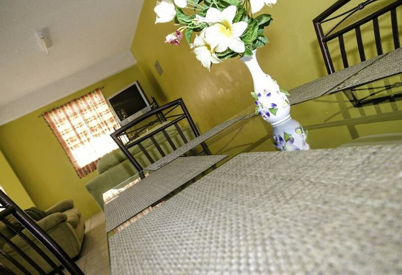 آپارتمان 2 خوابه, Aanola Villas