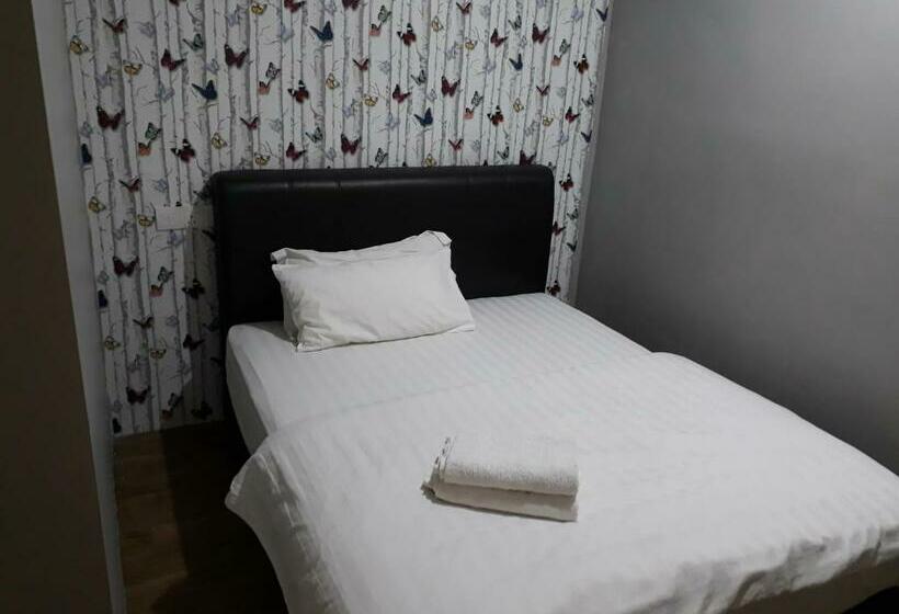 Номер Deluxe, Zamburger Bentong