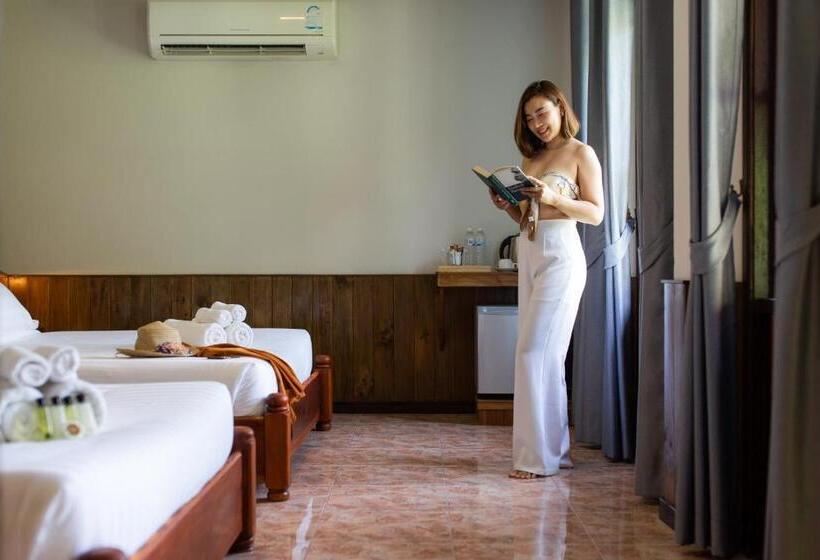 Семейное Бунгало, Koh Tao Relax Freedom Beach Resort