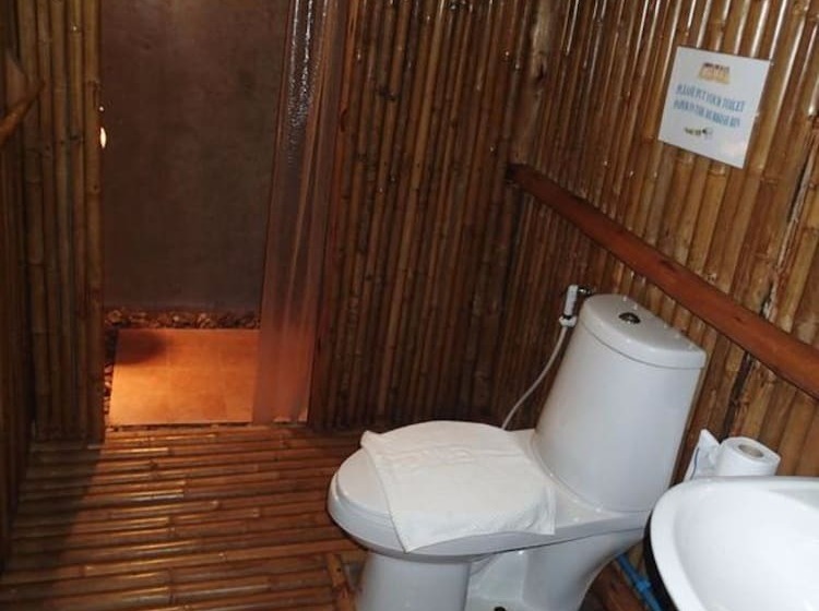 Бунгало Стандарт, Bamboo Hideaway Resort
