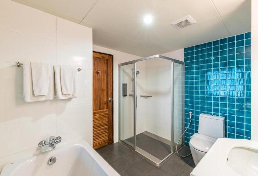 Номер Deluxe, Buri Sriphu