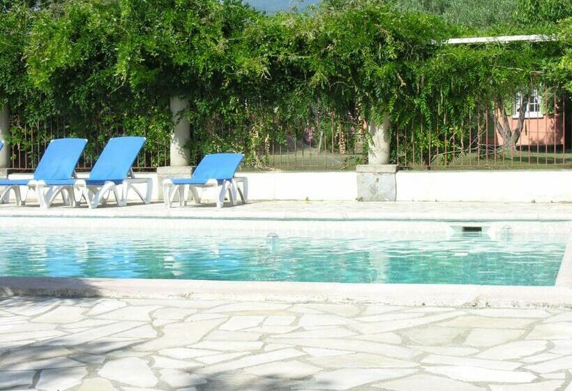 اتاق استاندارد با تراس, Chambres D Hôtes Le Clos Des Oliviers