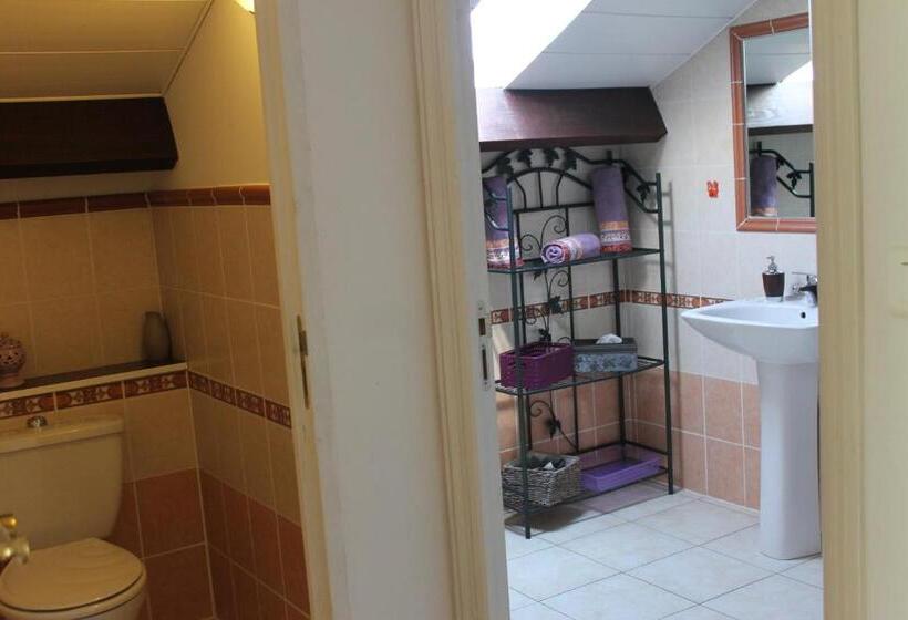 اتاق استاندارد سه نفره, Chambres D Hôtes Le Clos Des Oliviers