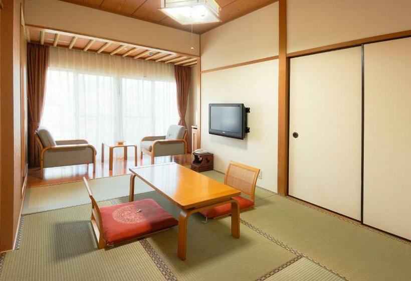 اتاق استاندارد با سرویس بهداشتی مشترک, Hana No Shizuku