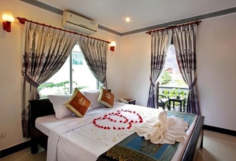 اتاق خانوادگی, Parent Heritage Angkor Villa