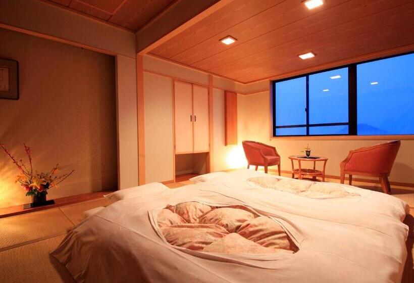 家庭山景房, Tsubakino