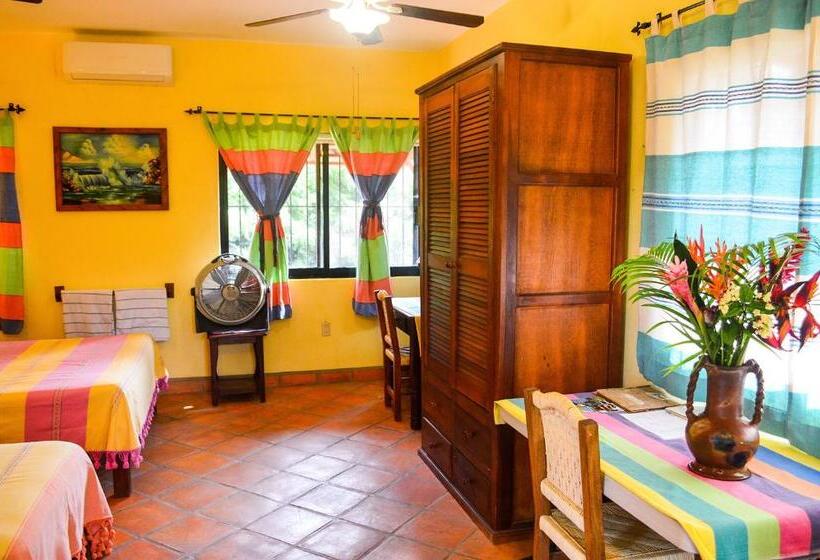 Апартаменты 1 Спальня Вид на Сад, Casamar Suites