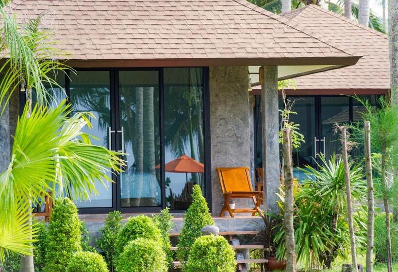 스탠다드 방갈로, Medee Resort