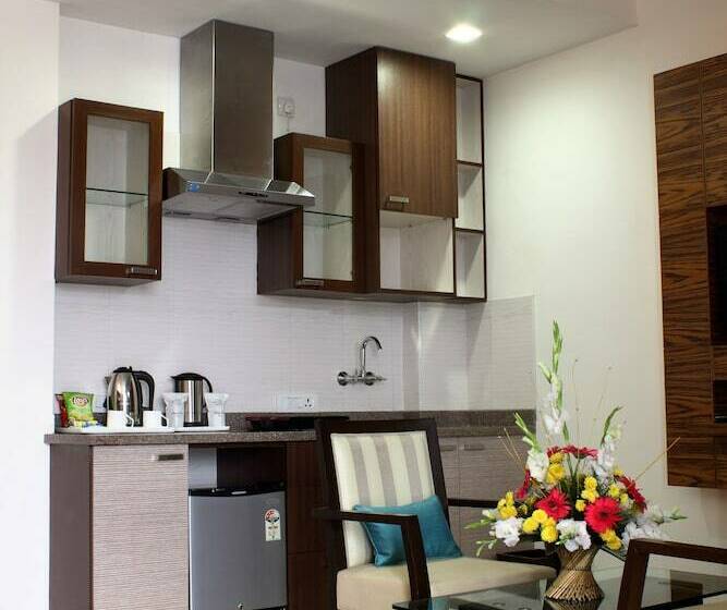 Delüks Oda, Stately Suites  Mg Road