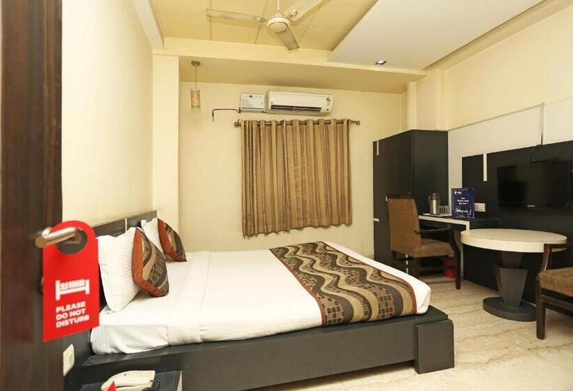 Quarto Deluxe, Sundaram