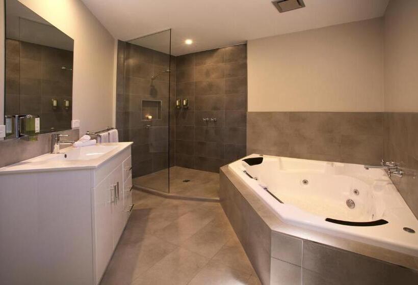 Студия Deluxe, Boathouse Resort Studios And Suites