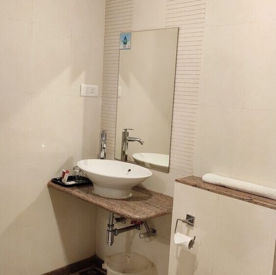 Номер Deluxe, Aakar Lords Inn Saputara