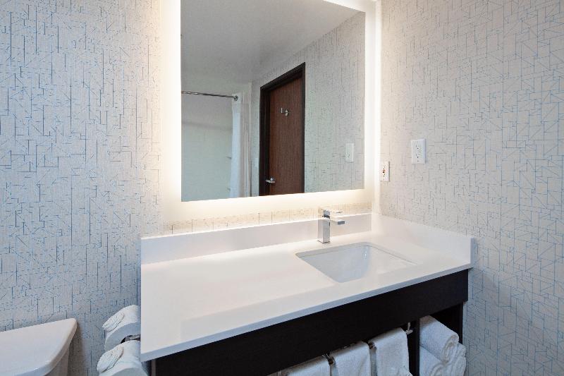 Номер Стандарт, Ibis Budget London Hounslow
