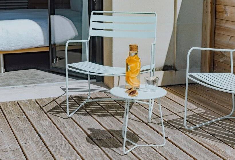 Номер Премиум, Okko Hotels Paris Rueil Malmaison