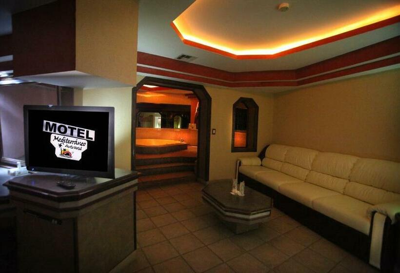 デラックススイート, Motel Mediterraneo