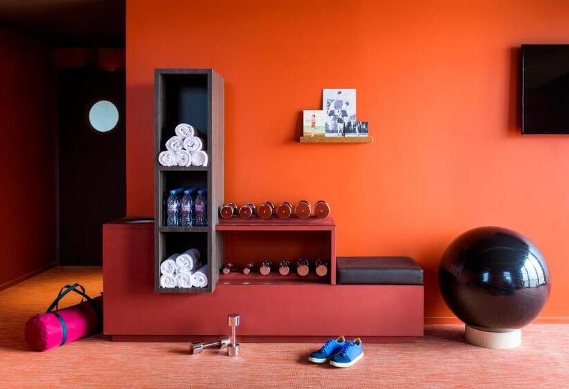 Номер Премиум, Okko Hotels Paris Rueil Malmaison