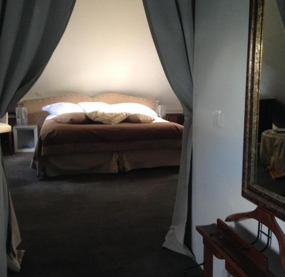 اتاق راحتی سه تخته, Château Du Romerel   Baie De Somme