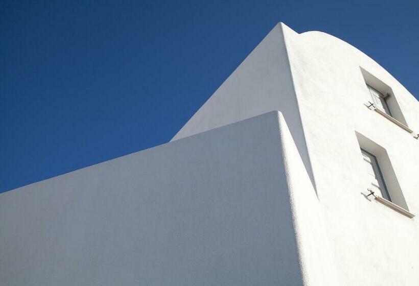 带按摩浴盆的套房, Athiri Santorini