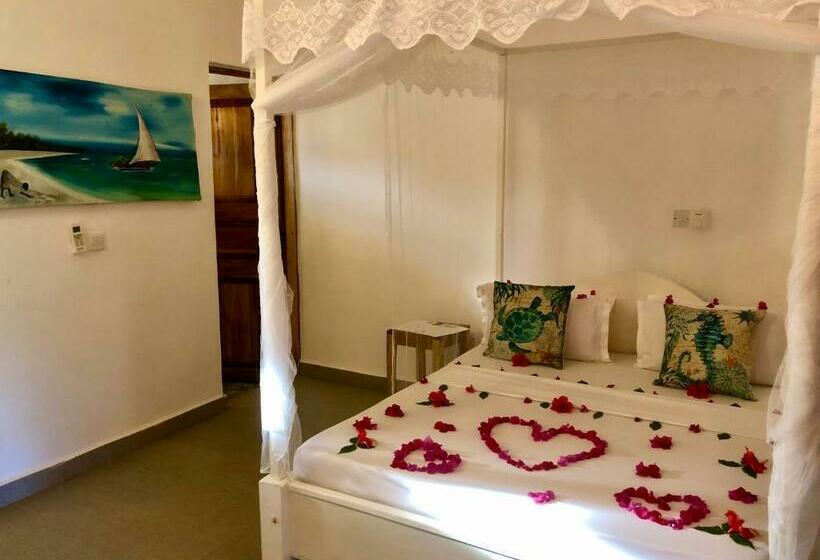 Номер Стандарт с Балконом, Bahati Villa