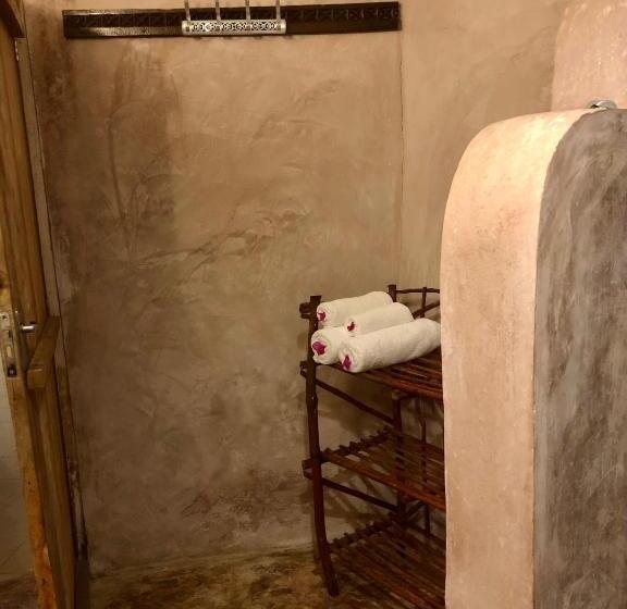 Бунгало Deluxe, Bahati Villa