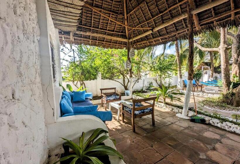 Бунгало Deluxe, Bahati Villa