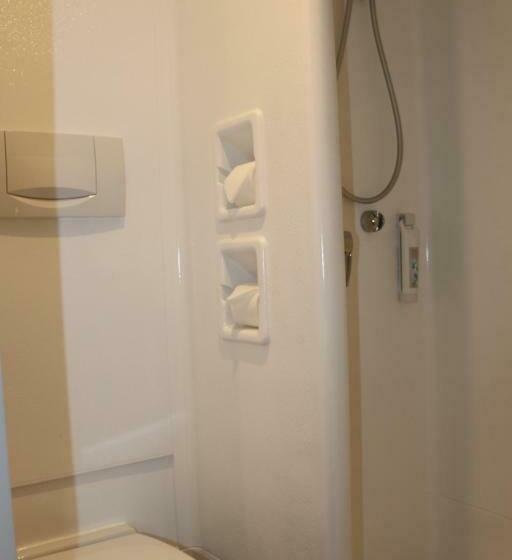 Номер Стандарт, B&b Hotel Cergy Pierrelaye