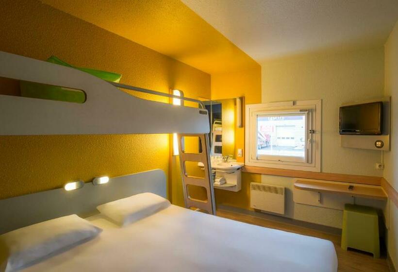 Трехместный Номер Deluxe, B&b Hotel Cergy Pierrelaye