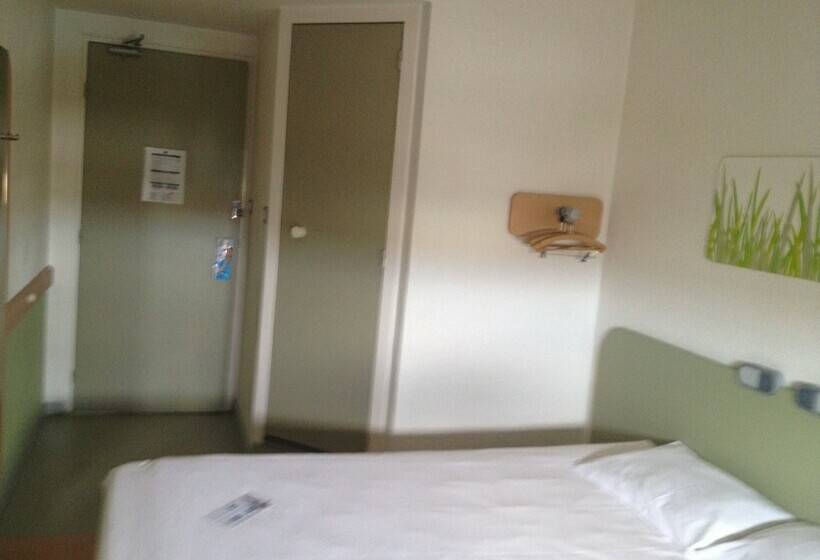 Номер Стандарт, B&b Hotel Cergy Pierrelaye