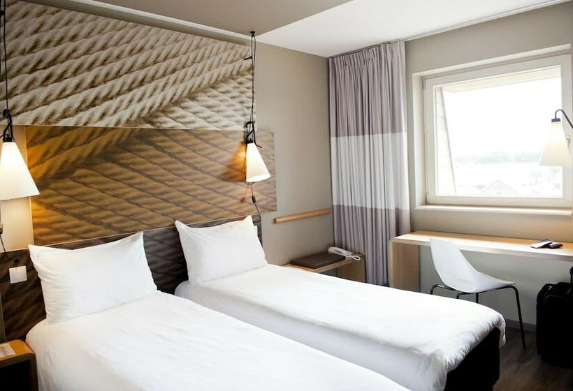 Номер Стандарт, Ibis De Haan
