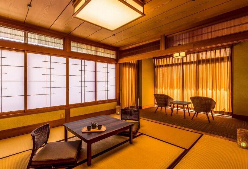 Семейный Номер Superior Вид на Море, Ooedo Onsen Monogatari Premium Koshinoyu