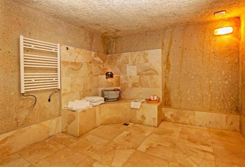 Номер Deluxe с Балконом, Nessa Cave