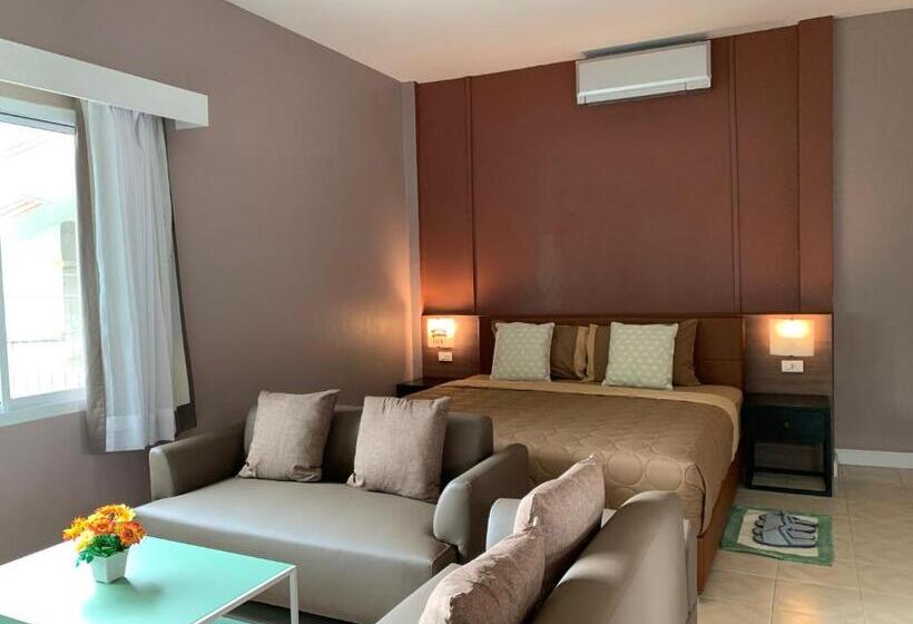 Номер Deluxe Вид на Море Боковой, Bella Vista Beach Resort Koh Lipe