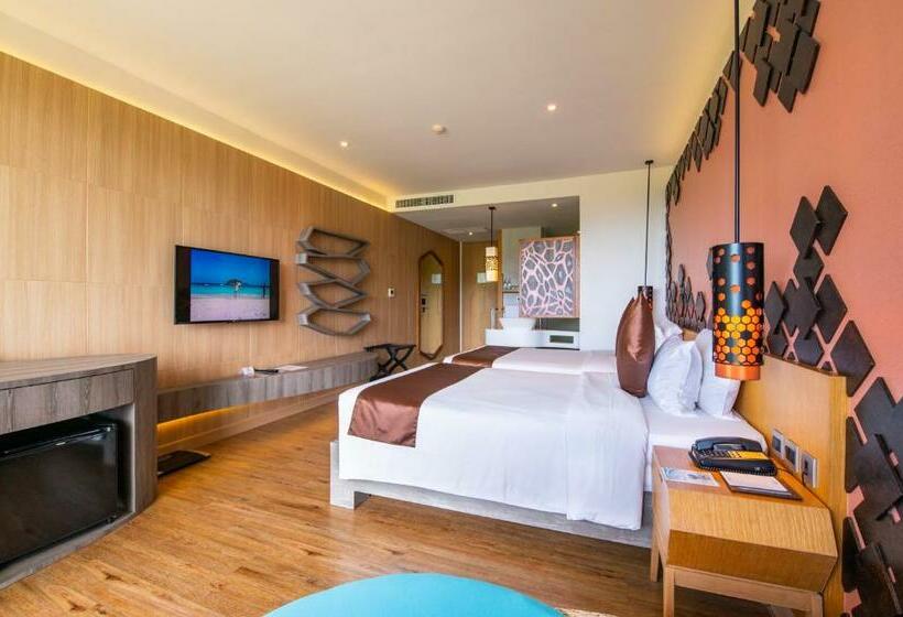 Номер Deluxe Вид на Море, Crest Resort & Pool Villas   Sha Extra Plus