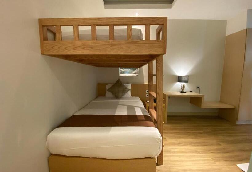 Вилла 2 Спальни, Crest Resort & Pool Villas   Sha Extra Plus