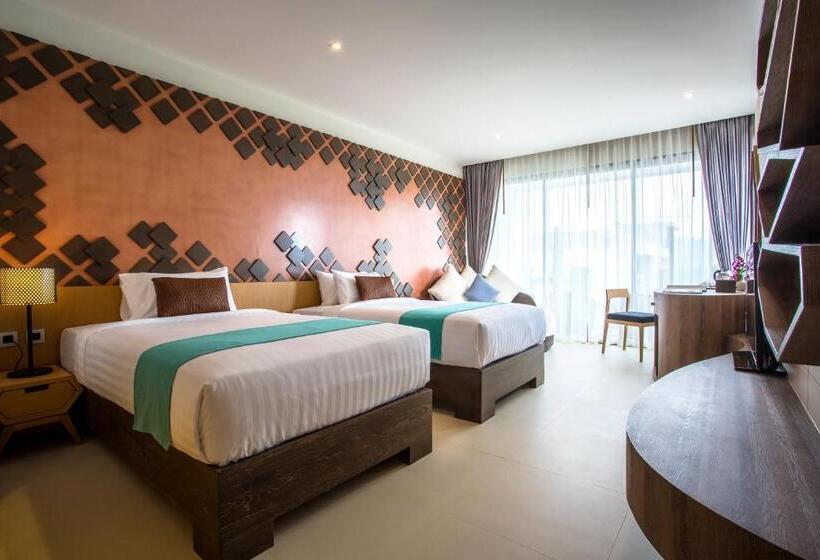 Номер Deluxe Вид на Море Боковой, Crest Resort & Pool Villas   Sha Extra Plus