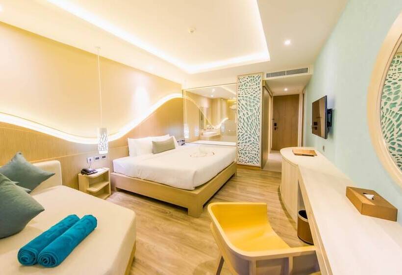 Номер Deluxe Вид на Море, Crest Resort & Pool Villas   Sha Extra Plus
