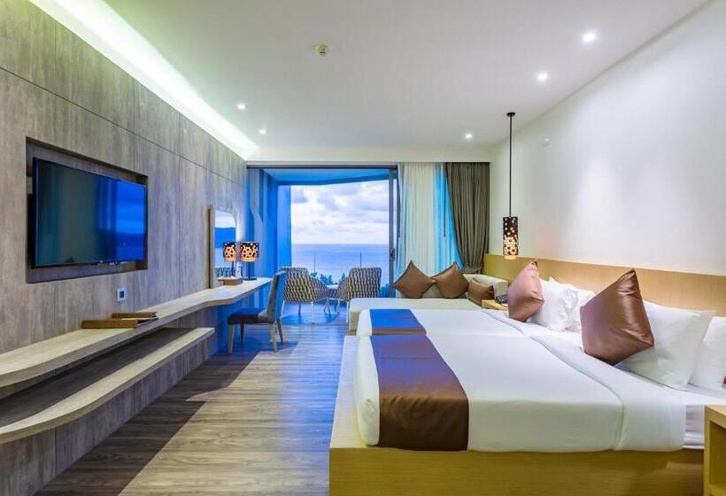 Quarto Deluxe, Crest Resort & Pool Villas   Sha Extra Plus