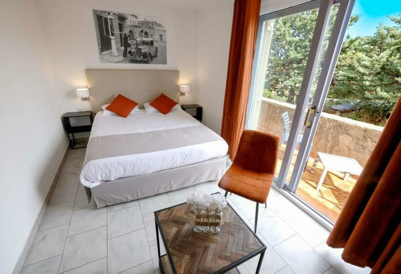 Номер Стандарт Трехместный, Hôtel Casa Rossa & Spa