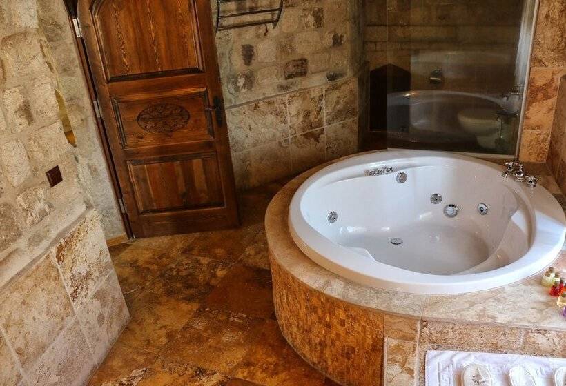 Люкс Премиум, Kemerhan Cave Suites