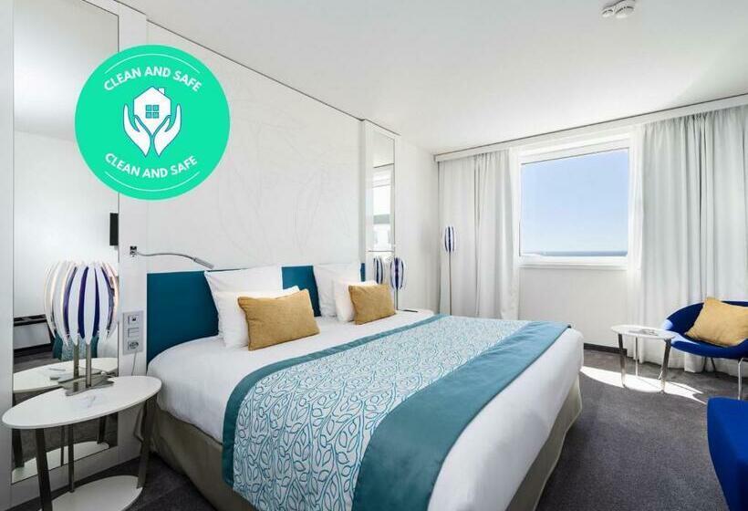Chambre Standard Vue Mer, Golden Tulip Marseille Euromed
