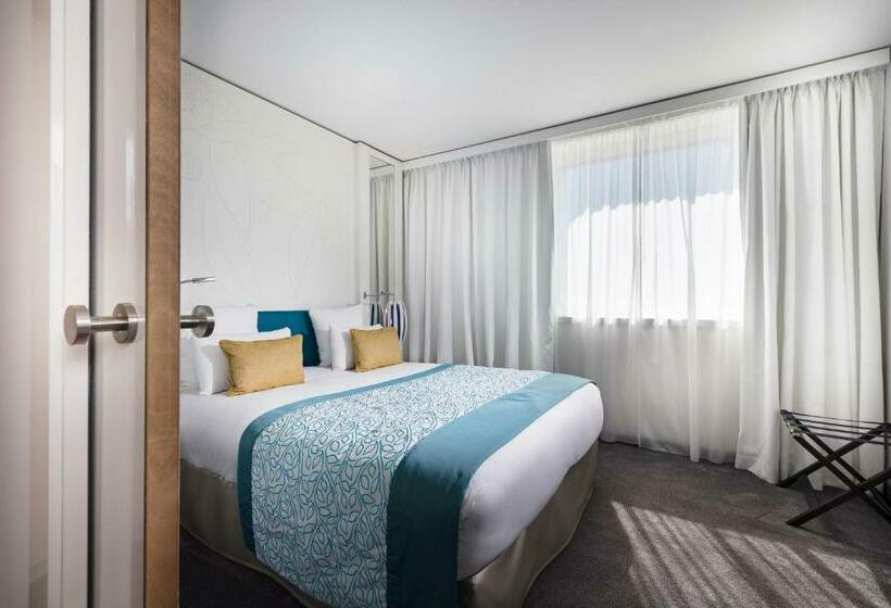 Suite Executive Vue Mer, Golden Tulip Marseille Euromed