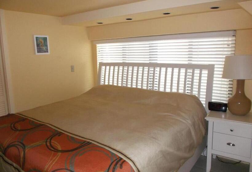 דירת חדר, Hollywood Sands Resort
