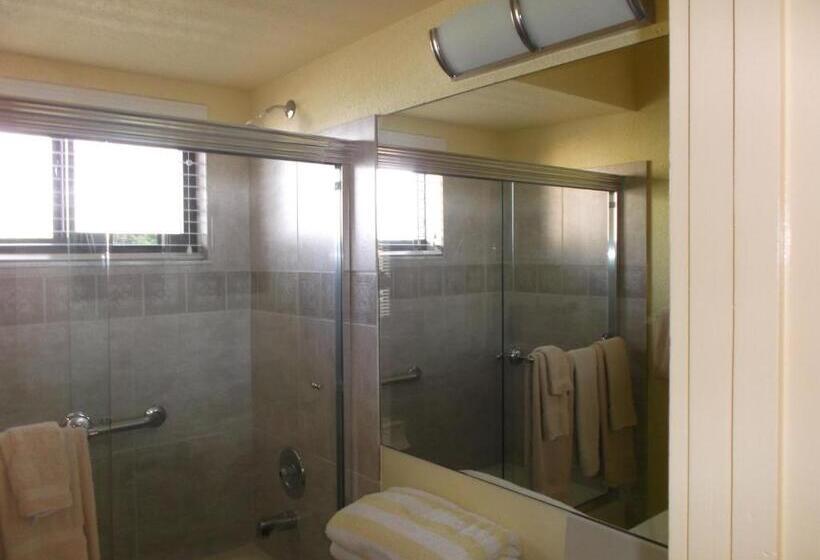 דירת שני חדרים, Hollywood Sands Resort